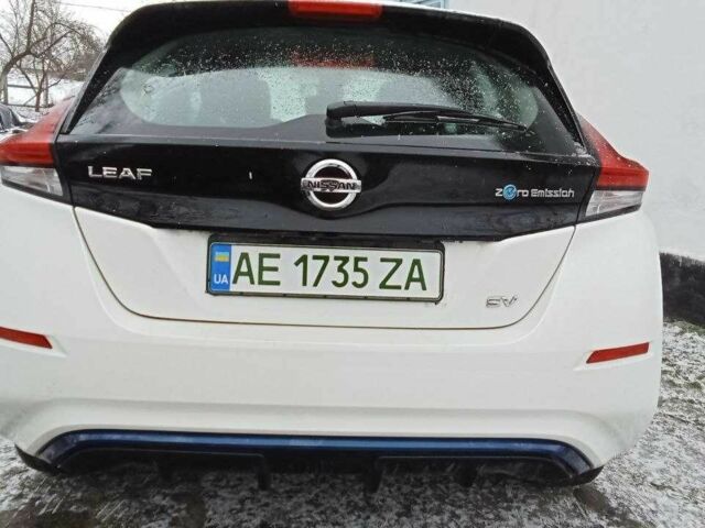 Белый Ниссан Лиф, объемом двигателя 0 л и пробегом 43 тыс. км за 15900 $, фото 10 на Automoto.ua