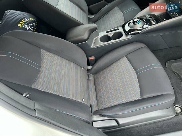 Белый Ниссан Лиф, объемом двигателя 0 л и пробегом 96 тыс. км за 13500 $, фото 11 на Automoto.ua