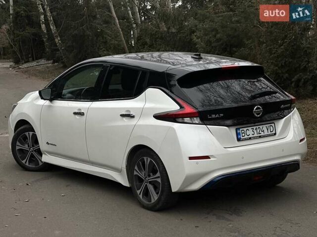 Білий Ніссан Ліф, об'ємом двигуна 0 л та пробігом 162 тис. км за 13601 $, фото 12 на Automoto.ua