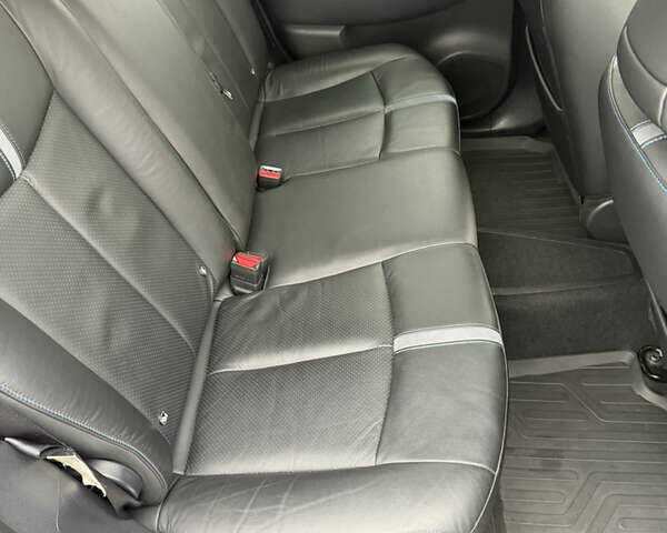 Белый Ниссан Лиф, объемом двигателя 0 л и пробегом 164 тыс. км за 11300 $, фото 30 на Automoto.ua