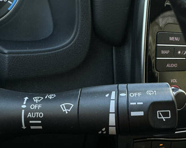 Белый Ниссан Лиф, объемом двигателя 0 л и пробегом 116 тыс. км за 11800 $, фото 82 на Automoto.ua