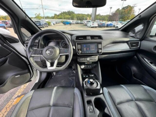 Белый Ниссан Лиф, объемом двигателя 0 л и пробегом 48 тыс. км за 5800 $, фото 6 на Automoto.ua