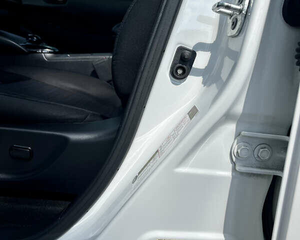 Білий Ніссан Ліф, об'ємом двигуна 0 л та пробігом 22 тис. км за 15000 $, фото 20 на Automoto.ua