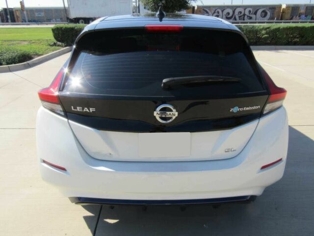 Білий Ніссан Ліф, об'ємом двигуна 0 л та пробігом 41 тис. км за 8400 $, фото 6 на Automoto.ua