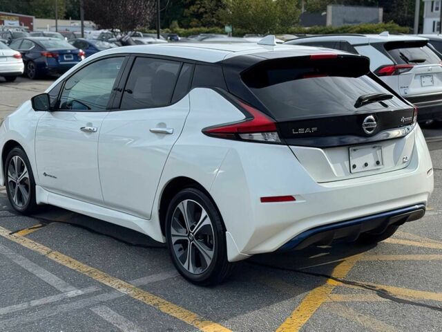 Белый Ниссан Лиф, объемом двигателя 0 л и пробегом 49 тыс. км за 9500 $, фото 5 на Automoto.ua