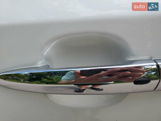 Білий Ніссан Ліф, об'ємом двигуна 0 л та пробігом 38 тис. км за 18300 $, фото 28 на Automoto.ua