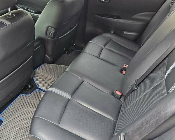 Белый Ниссан Лиф, объемом двигателя 0 л и пробегом 51 тыс. км за 14150 $, фото 19 на Automoto.ua