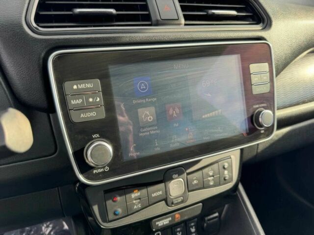 Белый Ниссан Лиф, объемом двигателя 0 л и пробегом 48 тыс. км за 5800 $, фото 10 на Automoto.ua