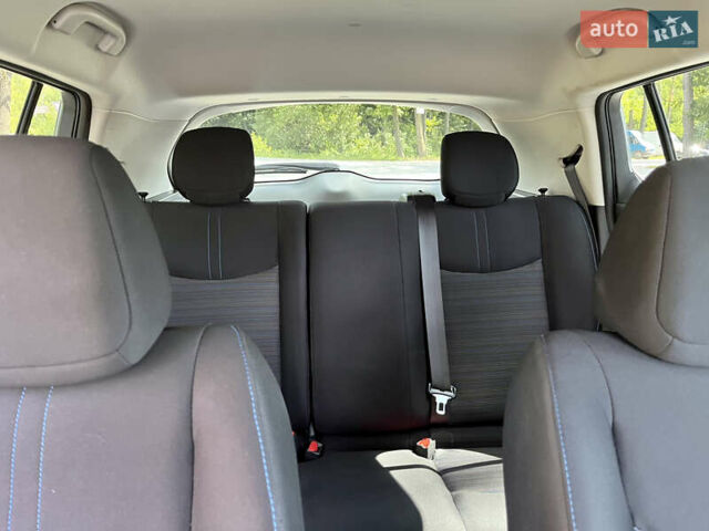 Білий Ніссан Ліф, об'ємом двигуна 0 л та пробігом 22 тис. км за 15000 $, фото 33 на Automoto.ua