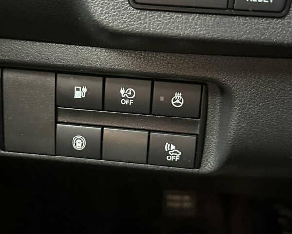 Білий Ніссан Ліф, об'ємом двигуна 0 л та пробігом 105 тис. км за 15100 $, фото 14 на Automoto.ua