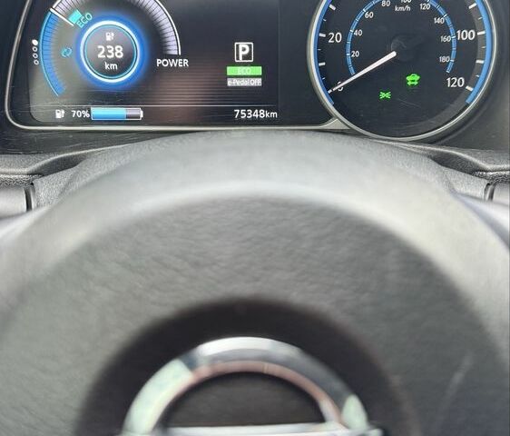 Білий Ніссан Ліф, об'ємом двигуна 0 л та пробігом 75 тис. км за 15700 $, фото 11 на Automoto.ua