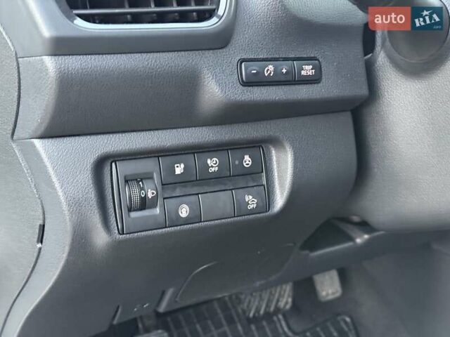 Белый Ниссан Лиф, объемом двигателя 0 л и пробегом 124 тыс. км за 11600 $, фото 19 на Automoto.ua