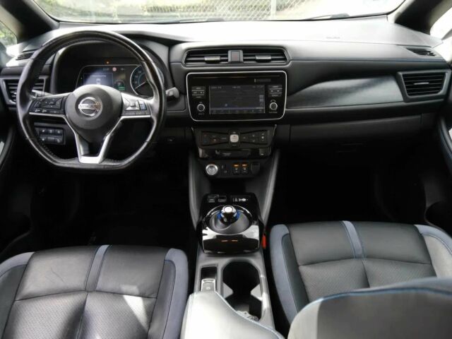 Белый Ниссан Лиф, объемом двигателя 0 л и пробегом 44 тыс. км за 3900 $, фото 8 на Automoto.ua