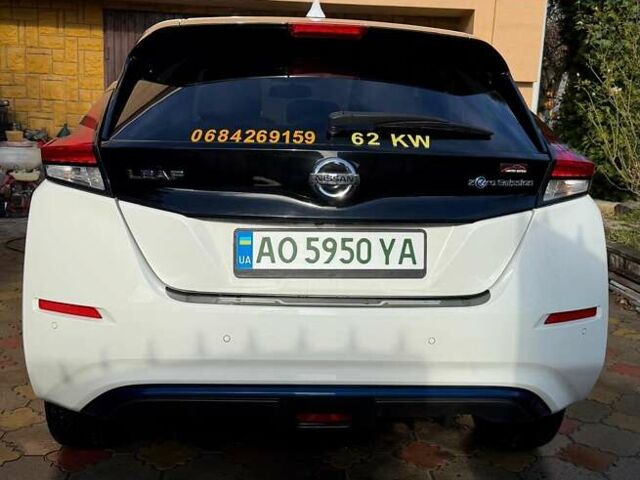 Білий Ніссан Ліф, об'ємом двигуна 0 л та пробігом 118 тис. км за 15000 $, фото 23 на Automoto.ua