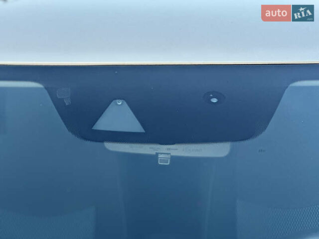 Белый Ниссан Лиф, объемом двигателя 0 л и пробегом 35 тыс. км за 12700 $, фото 20 на Automoto.ua