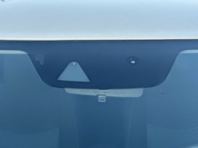 Белый Ниссан Лиф, объемом двигателя 0 л и пробегом 35 тыс. км за 13450 $, фото 12 на Automoto.ua