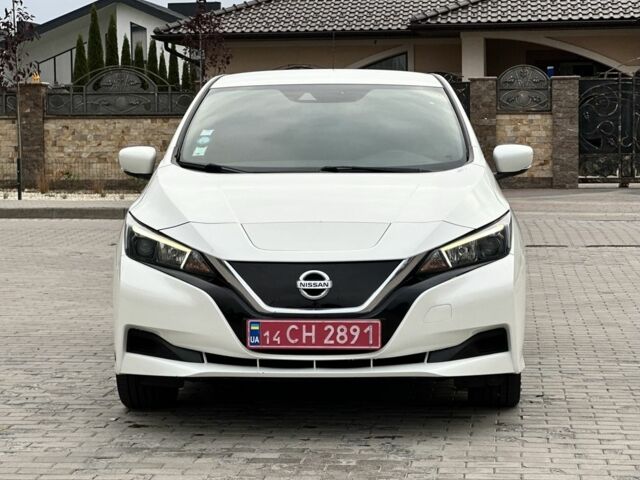 Белый Ниссан Лиф, объемом двигателя 0 л и пробегом 35 тыс. км за 13450 $, фото 1 на Automoto.ua