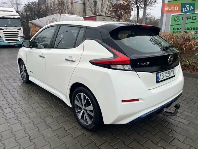 Белый Ниссан Лиф, объемом двигателя 0 л и пробегом 108 тыс. км за 11200 $, фото 1 на Automoto.ua