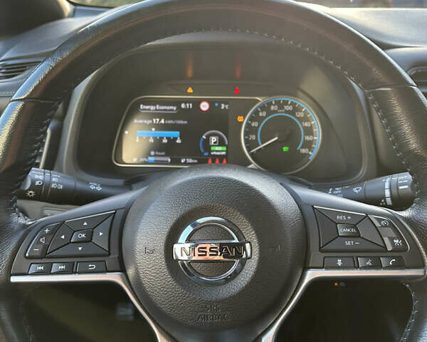 Белый Ниссан Лиф, объемом двигателя 0 л и пробегом 19 тыс. км за 16100 $, фото 10 на Automoto.ua