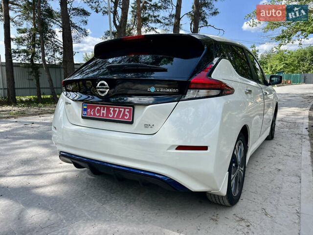 Білий Ніссан Ліф, об'ємом двигуна 0 л та пробігом 22 тис. км за 15000 $, фото 4 на Automoto.ua