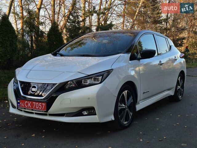 Белый Ниссан Лиф, объемом двигателя 0 л и пробегом 161 тыс. км за 13290 $, фото 2 на Automoto.ua