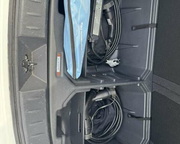 Белый Ниссан Лиф, объемом двигателя 0 л и пробегом 113 тыс. км за 14800 $, фото 27 на Automoto.ua