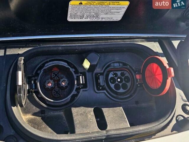 Білий Ніссан Ліф, об'ємом двигуна 0 л та пробігом 71 тис. км за 13700 $, фото 8 на Automoto.ua