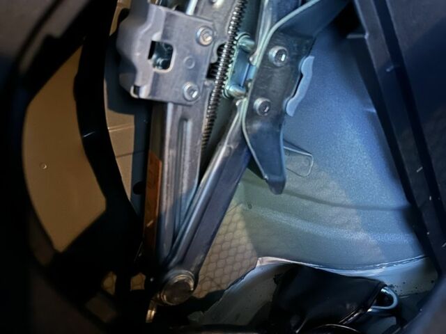 Белый Ниссан Лиф, объемом двигателя 0 л и пробегом 35 тыс. км за 13450 $, фото 14 на Automoto.ua