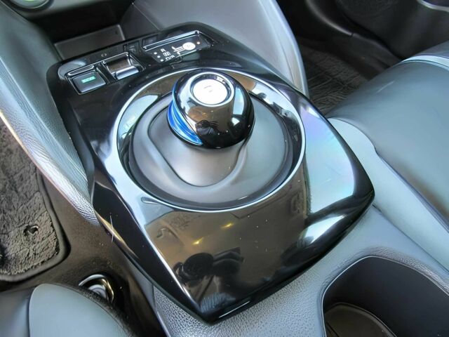 Білий Ніссан Ліф, об'ємом двигуна 0 л та пробігом 39 тис. км за 10500 $, фото 9 на Automoto.ua