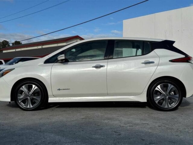 Белый Ниссан Лиф, объемом двигателя 0 л и пробегом 44 тыс. км за 9500 $, фото 5 на Automoto.ua