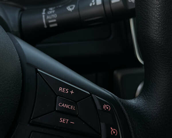 Белый Ниссан Лиф, объемом двигателя 0 л и пробегом 35 тыс. км за 12700 $, фото 46 на Automoto.ua