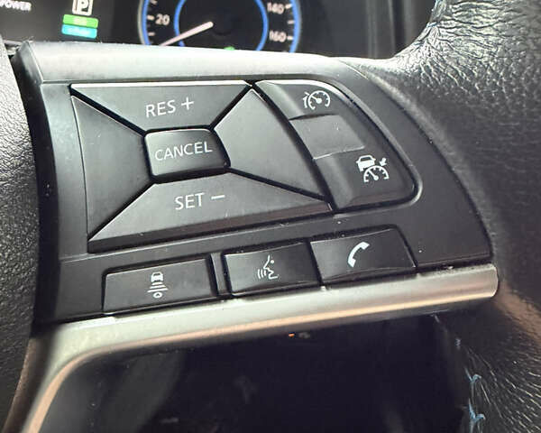 Білий Ніссан Ліф, об'ємом двигуна 0 л та пробігом 105 тис. км за 15100 $, фото 17 на Automoto.ua