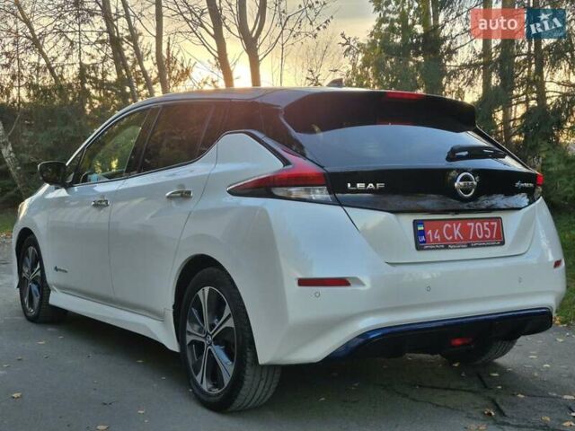 Белый Ниссан Лиф, объемом двигателя 0 л и пробегом 161 тыс. км за 13290 $, фото 14 на Automoto.ua