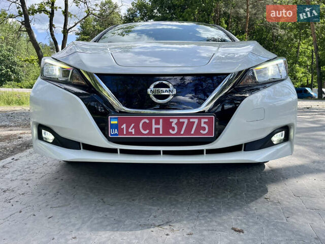 Білий Ніссан Ліф, об'ємом двигуна 0 л та пробігом 22 тис. км за 15000 $, фото 14 на Automoto.ua