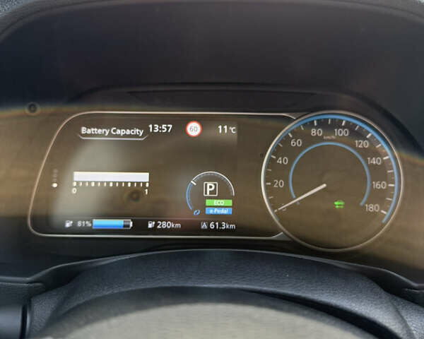 Белый Ниссан Лиф, объемом двигателя 0 л и пробегом 149 тыс. км за 15500 $, фото 26 на Automoto.ua