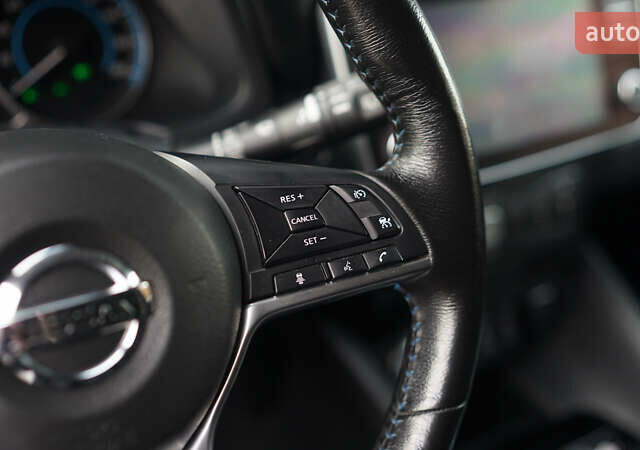 Белый Ниссан Лиф, объемом двигателя 0 л и пробегом 106 тыс. км за 16500 $, фото 25 на Automoto.ua