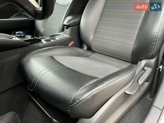 Белый Ниссан Лиф, объемом двигателя 0 л и пробегом 133 тыс. км за 12250 $, фото 10 на Automoto.ua