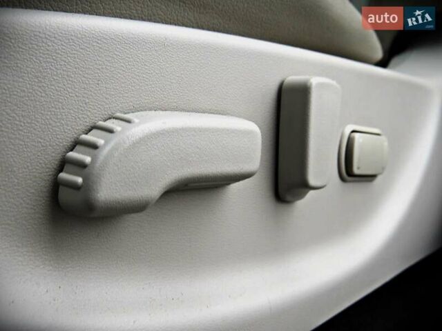 Білий Ніссан Ліф, об'ємом двигуна 0 л та пробігом 53 тис. км за 16800 $, фото 8 на Automoto.ua