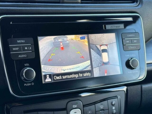 Белый Ниссан Лиф, объемом двигателя 0 л и пробегом 44 тыс. км за 9500 $, фото 10 на Automoto.ua