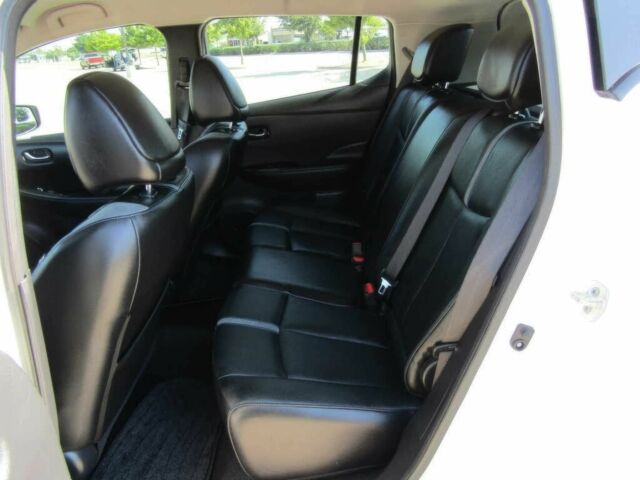 Білий Ніссан Ліф, об'ємом двигуна 0 л та пробігом 41 тис. км за 8400 $, фото 10 на Automoto.ua