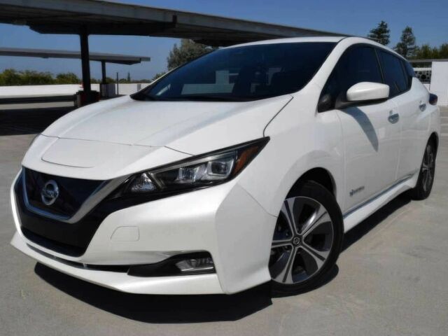 Білий Ніссан Ліф, об'ємом двигуна 0 л та пробігом 44 тис. км за 3400 $, фото 1 на Automoto.ua