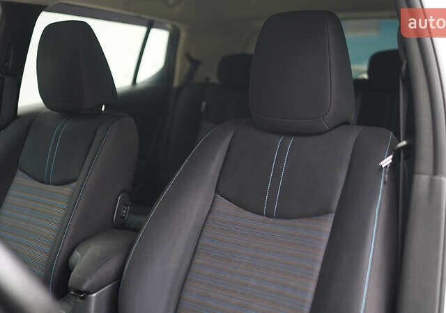 Белый Ниссан Лиф, объемом двигателя 0 л и пробегом 106 тыс. км за 16500 $, фото 14 на Automoto.ua