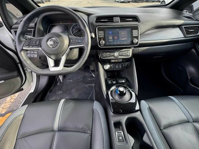 Белый Ниссан Лиф, объемом двигателя 0 л и пробегом 49 тыс. км за 9500 $, фото 9 на Automoto.ua