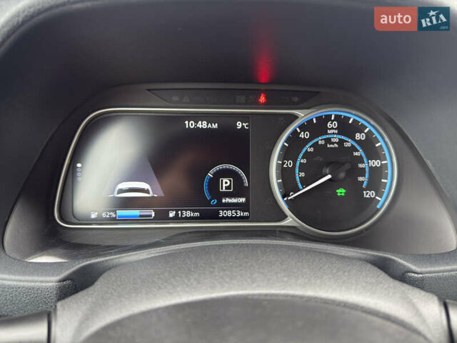 Белый Ниссан Лиф, объемом двигателя 0 л и пробегом 30 тыс. км за 15300 $, фото 24 на Automoto.ua