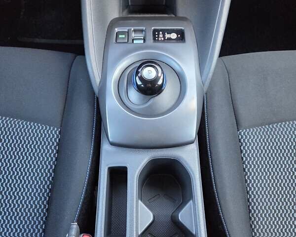 Білий Ніссан Ліф, об'ємом двигуна 0 л та пробігом 15 тис. км за 13400 $, фото 25 на Automoto.ua