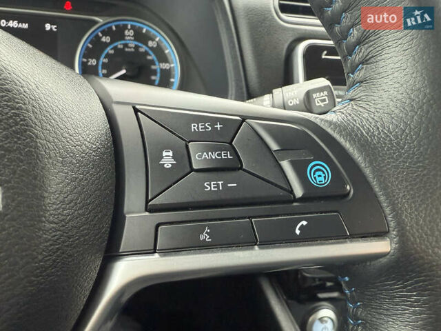 Белый Ниссан Лиф, объемом двигателя 0 л и пробегом 30 тыс. км за 15300 $, фото 18 на Automoto.ua