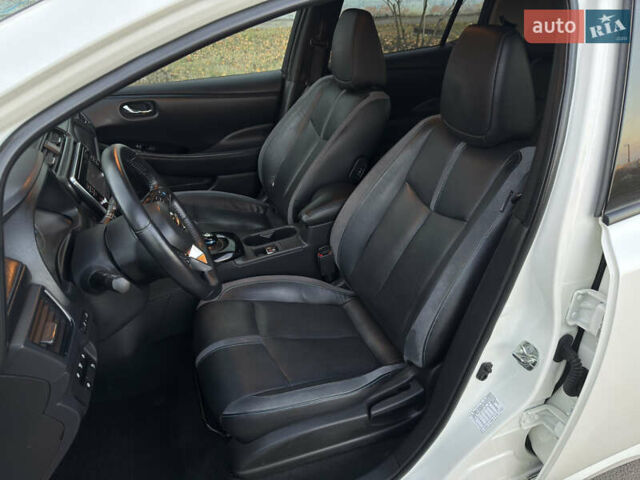 Белый Ниссан Лиф, объемом двигателя 0 л и пробегом 97 тыс. км за 12999 $, фото 9 на Automoto.ua