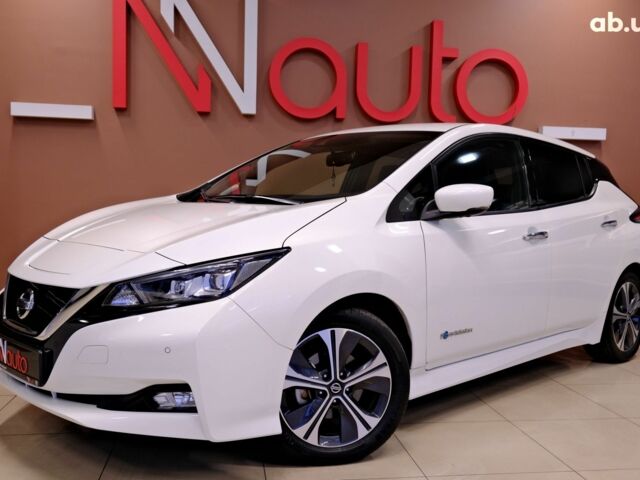 Білий Ніссан Ліф, об'ємом двигуна 0 л та пробігом 51 тис. км за 14800 $, фото 1 на Automoto.ua