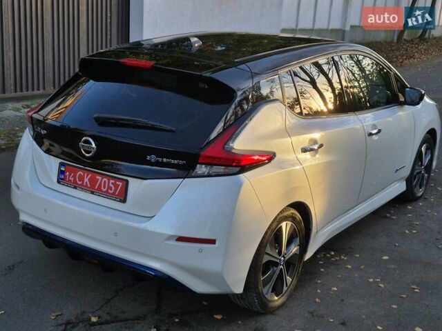 Белый Ниссан Лиф, объемом двигателя 0 л и пробегом 161 тыс. км за 13290 $, фото 11 на Automoto.ua