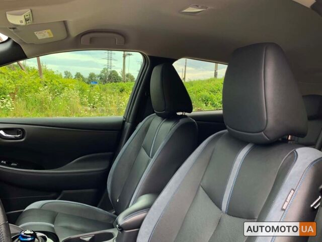 Белый Ниссан Лиф, объемом двигателя 40 л и пробегом 42 тыс. км за 19200 $, фото 7 на Automoto.ua